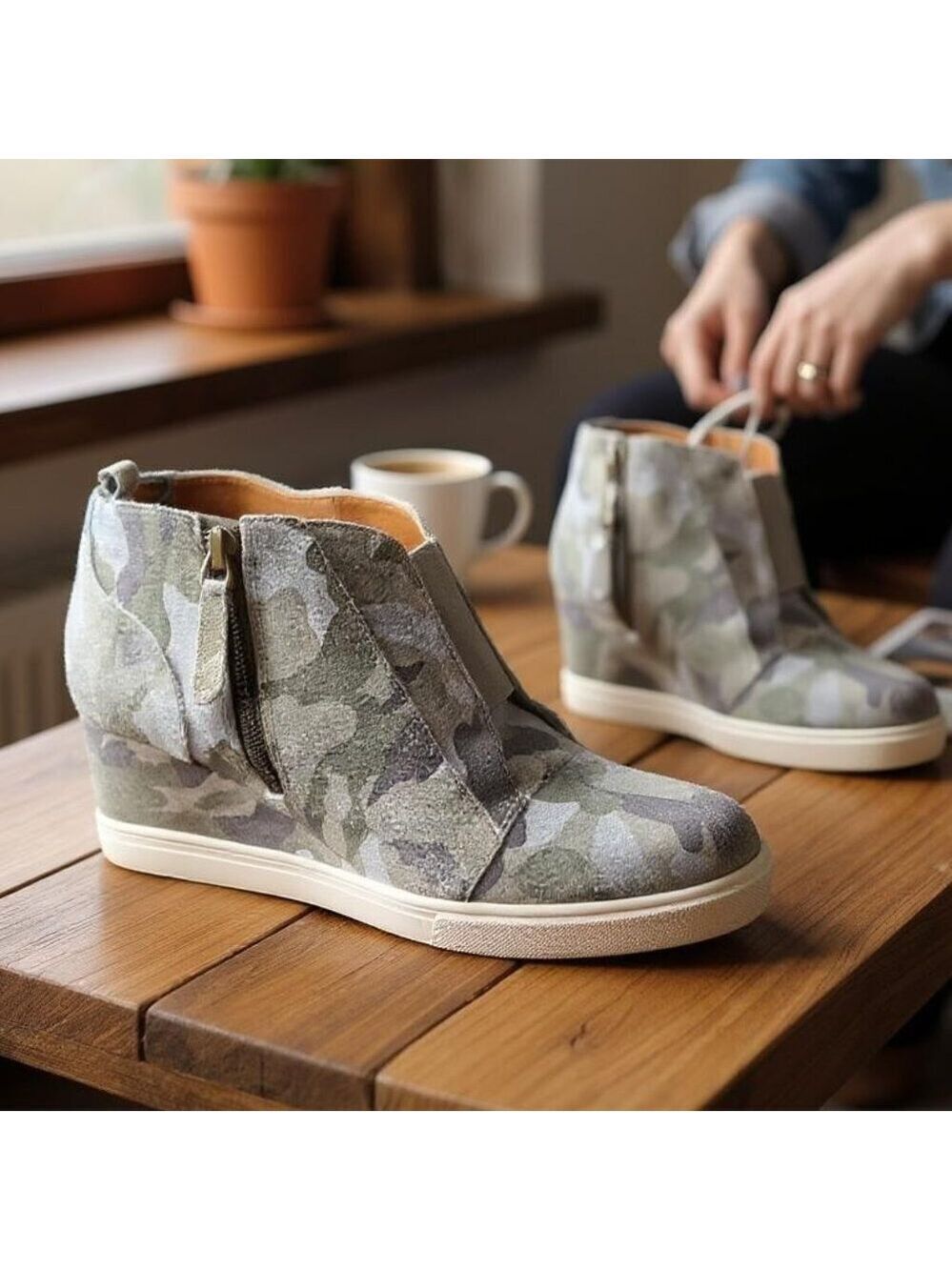 🖤 Linea Paolo Camo Wedge Sneakers | Size 7.5